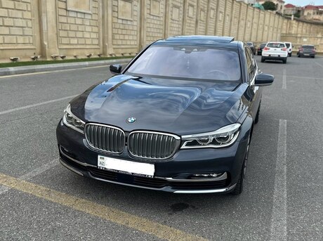 BMW 740 2016