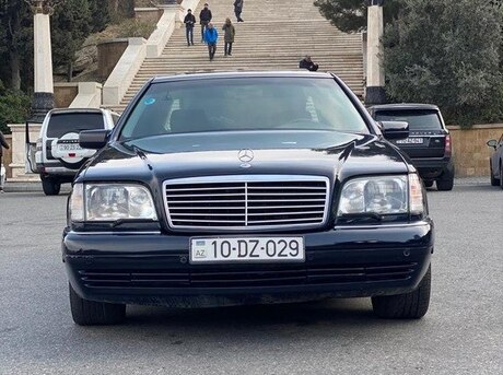 Mercedes S 300