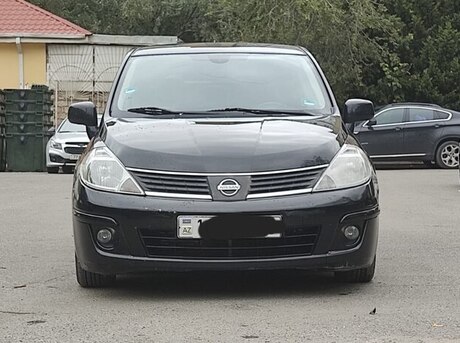 Nissan Tiida 2008