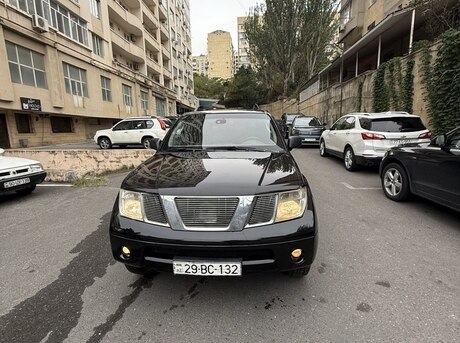 Nissan Pathfinder 2005