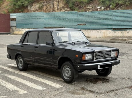 LADA (VAZ) 2107 2011