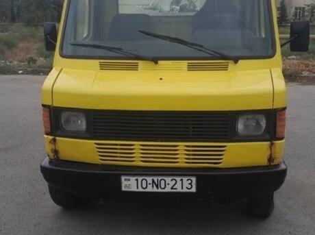 Mercedes 308 D 1991