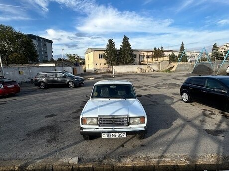 LADA (VAZ) 2107 2004