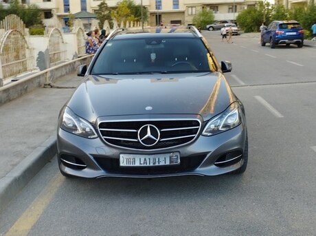 Mercedes E 220 d 2016