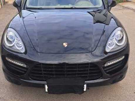 Porsche Cayenne 2012