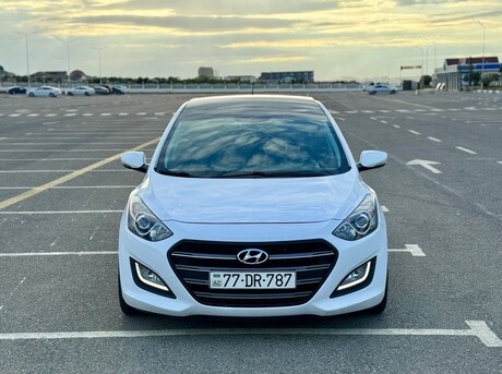 Hyundai i30 2012
