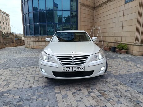 Hyundai Genesis 2009
