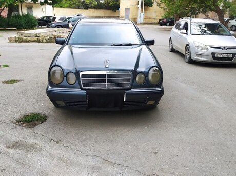 Mercedes E 230 1996