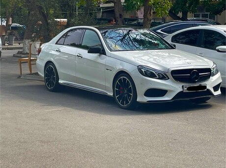 Mercedes E 200 2013