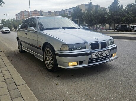 BMW 320 1997