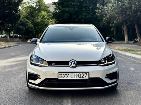Volkswagen  2019