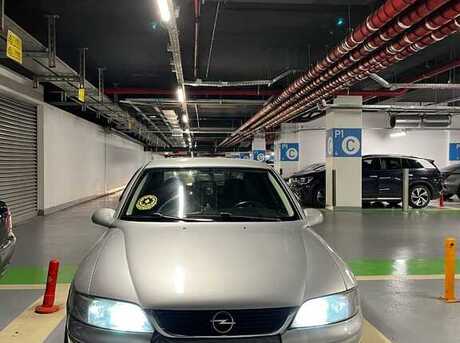 Opel Vectra 2000