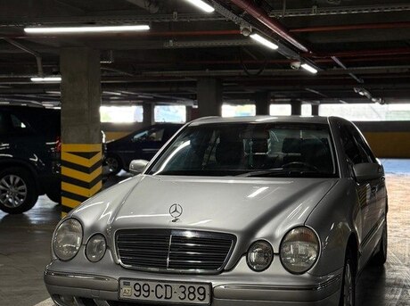 Mercedes E 240 2000