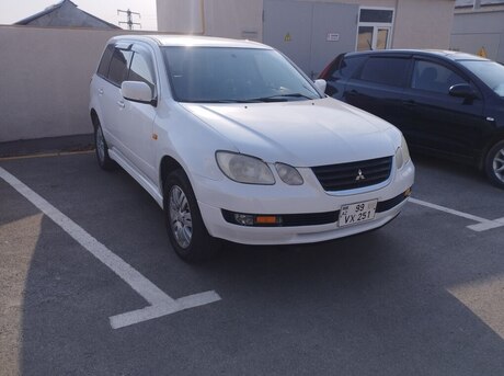Mitsubishi Airtrek 2001