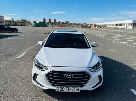 Hyundai Elantra 2017