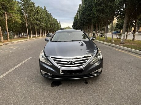 Hyundai Sonata 2011