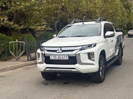 Mitsubishi L200 2023