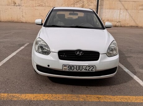 Hyundai Accent 2010