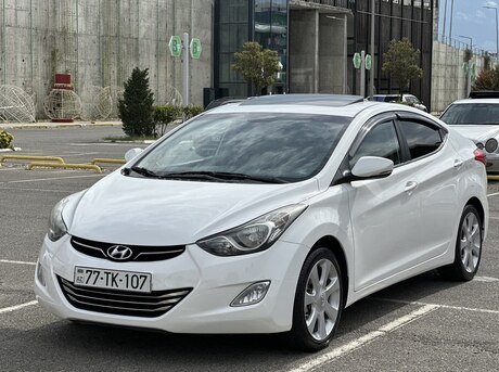 Hyundai Elantra 2013