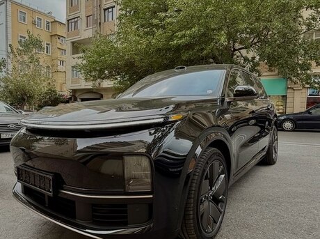 Li Auto L9 2025