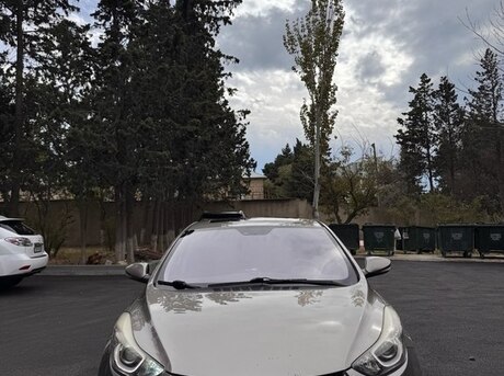 Hyundai Elantra 2015