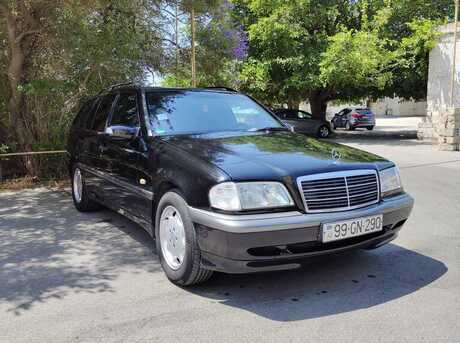Mercedes C 180