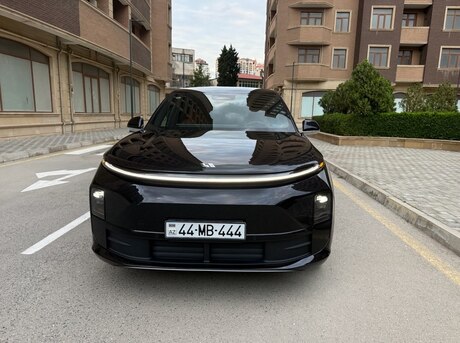 Li Auto  2025