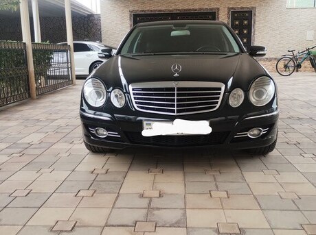 Mercedes E 220