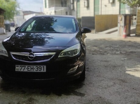 Opel Astra 2010