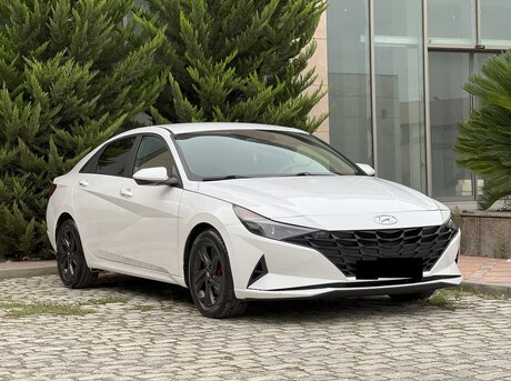 Hyundai Elantra 2020