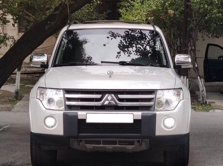 Mitsubishi Pajero 2008