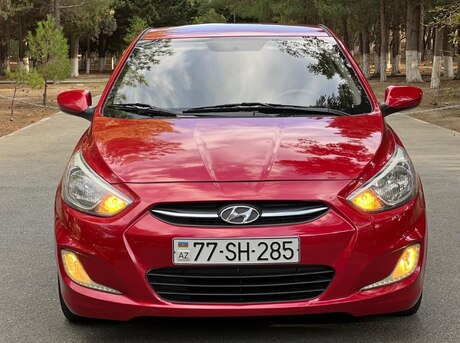 Hyundai Accent 2015
