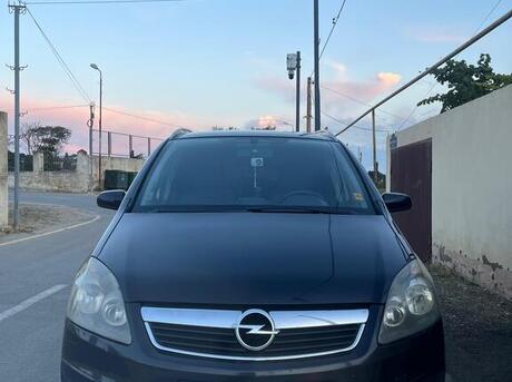Opel Zafira 2005