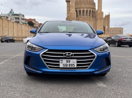 Hyundai Elantra 2017