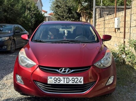 Hyundai Elantra 2012