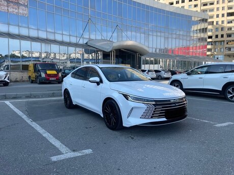 BYD Destroyer 05 2025
