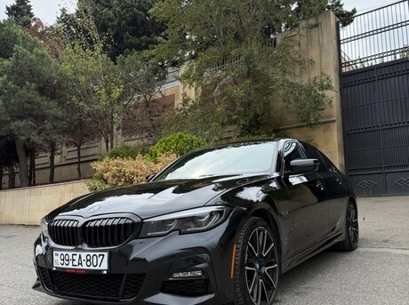 BMW 330e