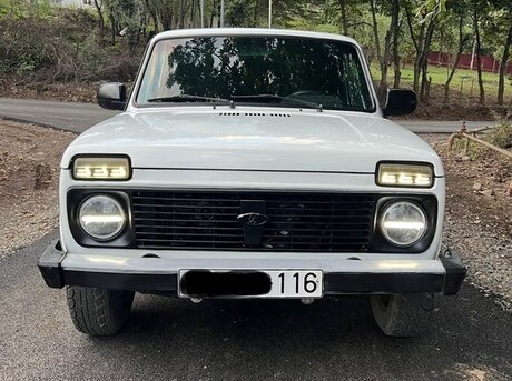 LADA (VAZ) Niva 2012
