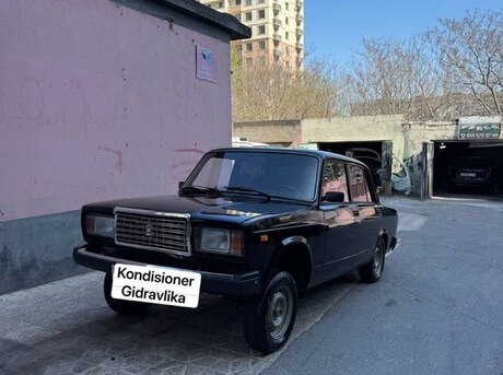 LADA (VAZ) 2107 2011
