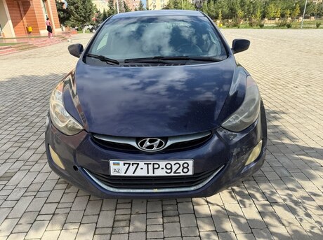 Hyundai Elantra 2011