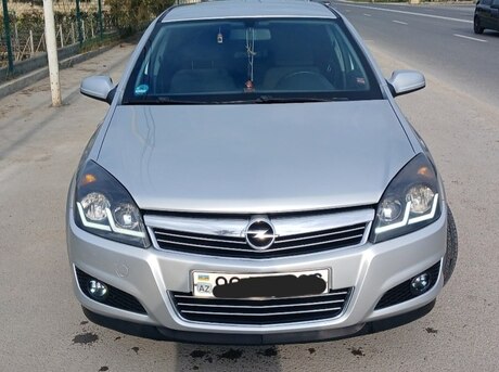 Opel Astra 2008