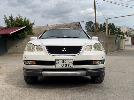 Mitsubishi Airtrek 2001