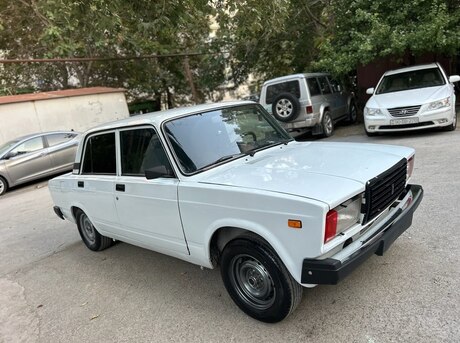 LADA (VAZ) 2107 2004
