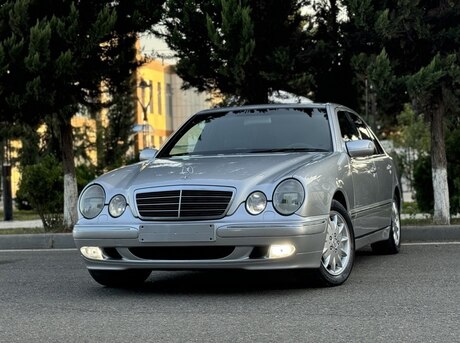 Mercedes E 240 2000