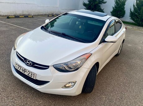 Hyundai Elantra 2012