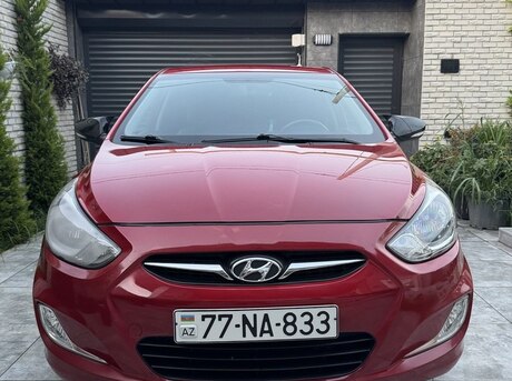 Hyundai Accent 2011