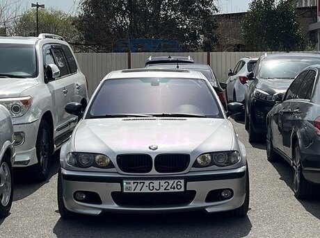 BMW 320
