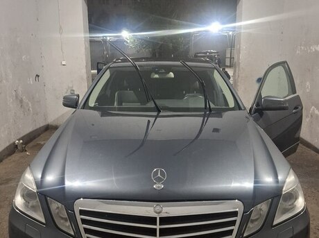 Mercedes E 220 2012
