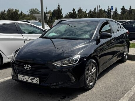 Hyundai Elantra 2016