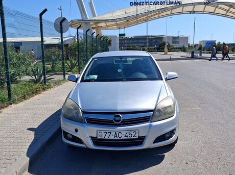 Opel Astra 2008
